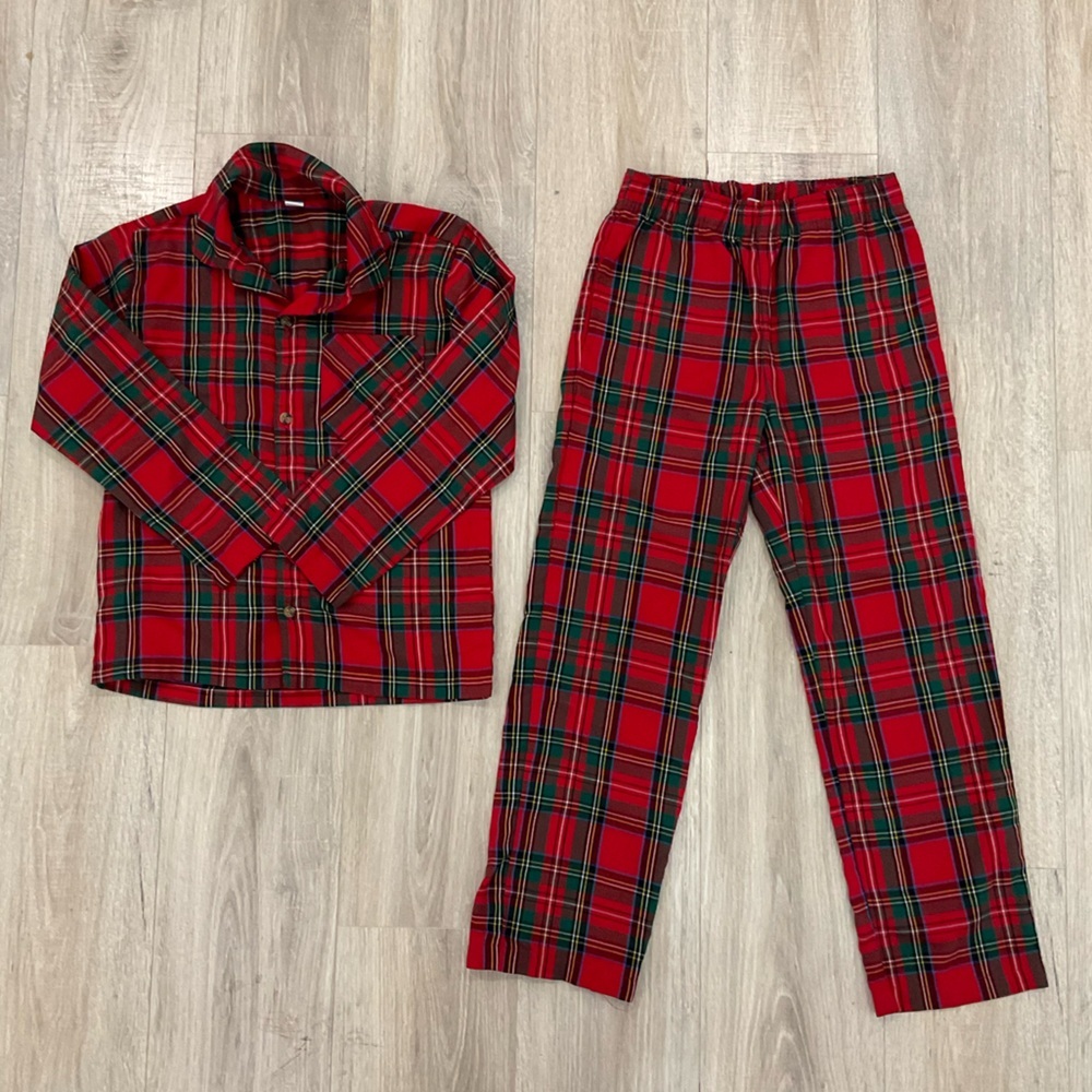Old navy Christmas Plaid Red button down top & pants Pajama Set